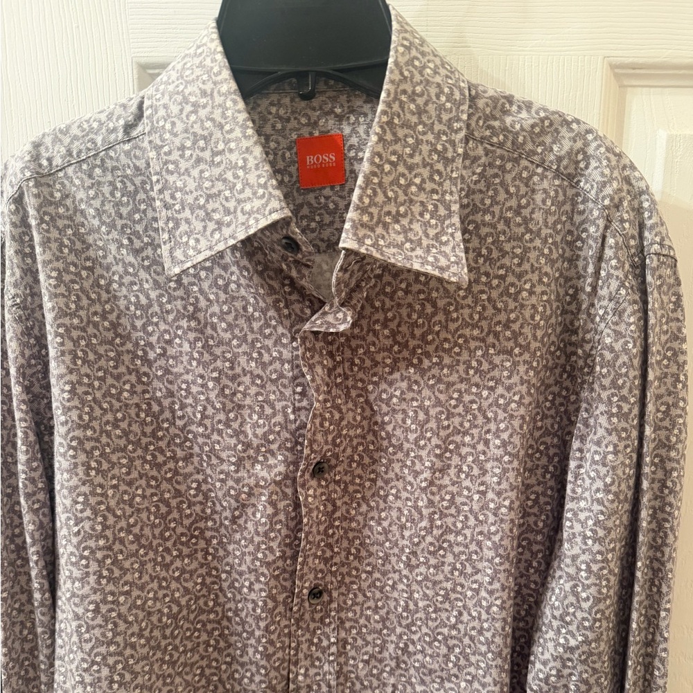 BOSS Men's Paisley Dress Shirt in Light Gray and White